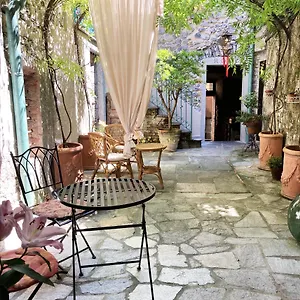 La Corte Del Governo 565 Bed & Breakfast Lezzeno