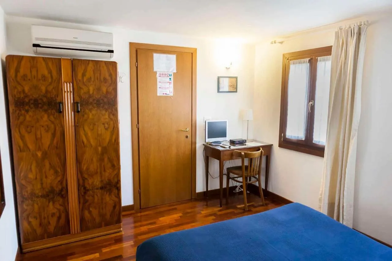 Fujiyama B & B Velence Panzió