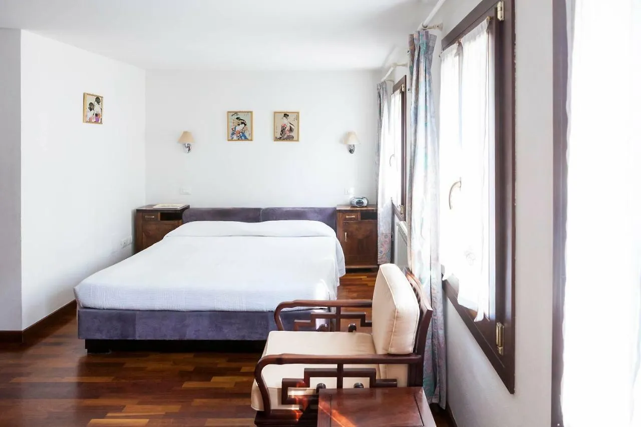 Fujiyama B & B Velence Panzió